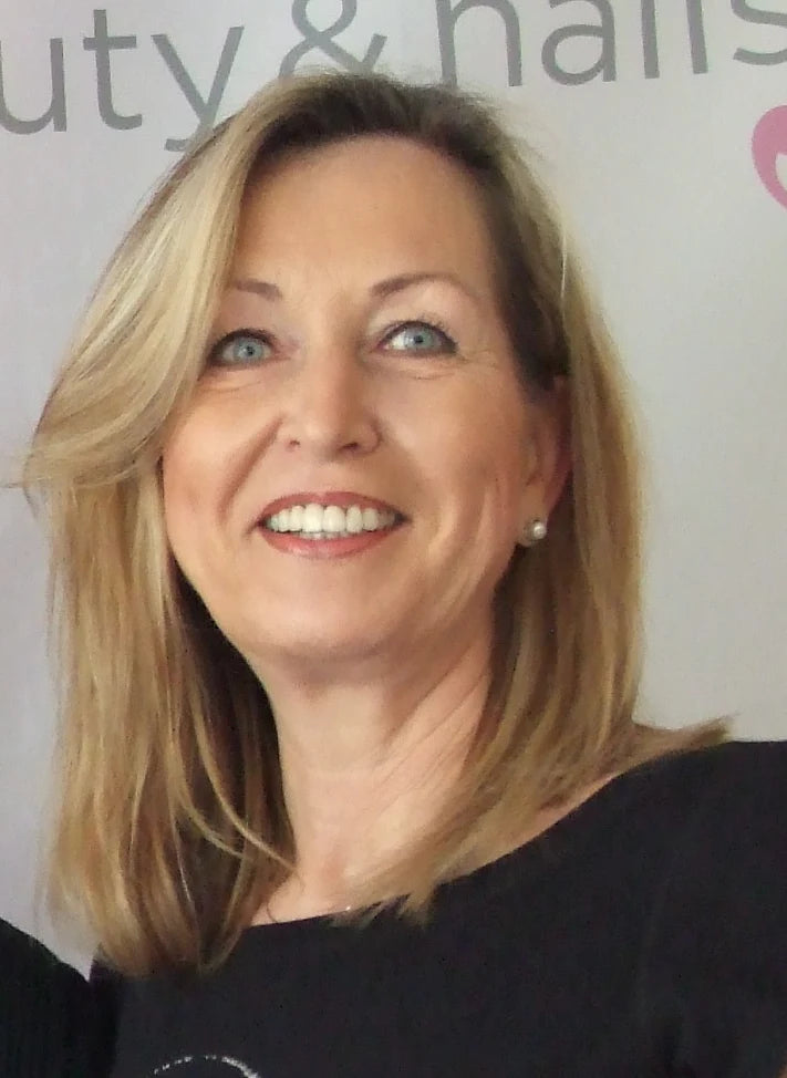 Marion, Designerin und Ausbilderin Society Beauty Studio